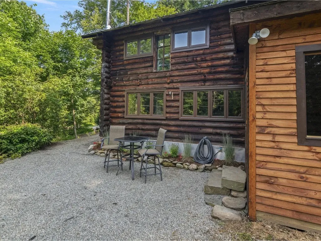 80 Stokes Hill Road Starksboro VT 05487