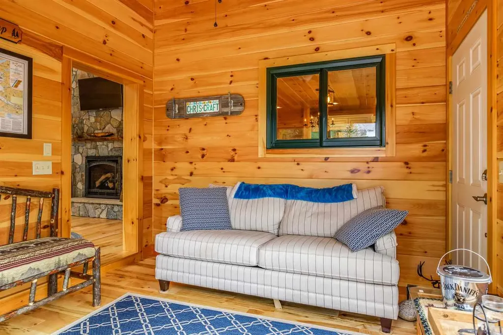6 Melody Island Wolfeboro NH 03894