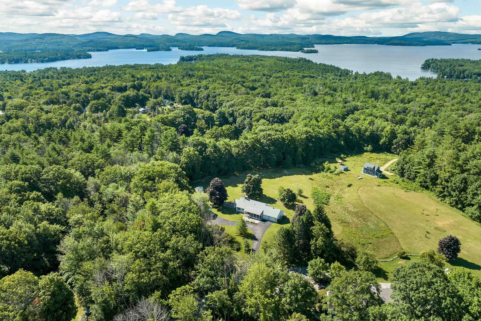18 Highland Terrace Wolfeboro NH 03894