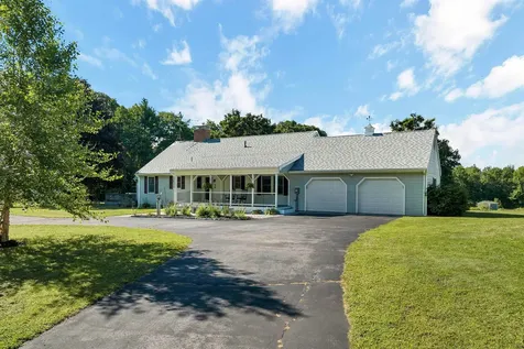 18 Highland Terrace Wolfeboro NH 03894