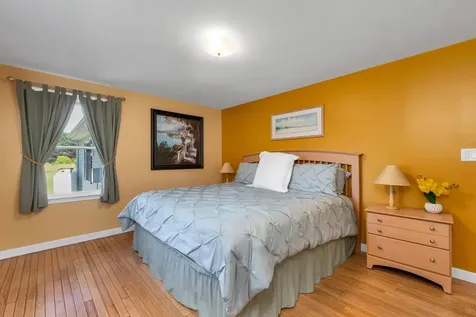 18 Highland Terrace Wolfeboro NH 03894