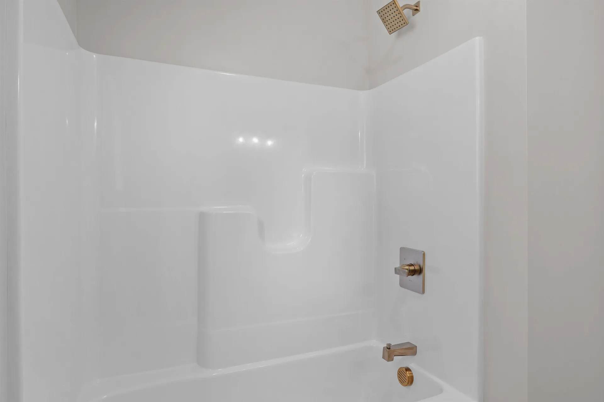 31 Calef Road Alton NH 03809