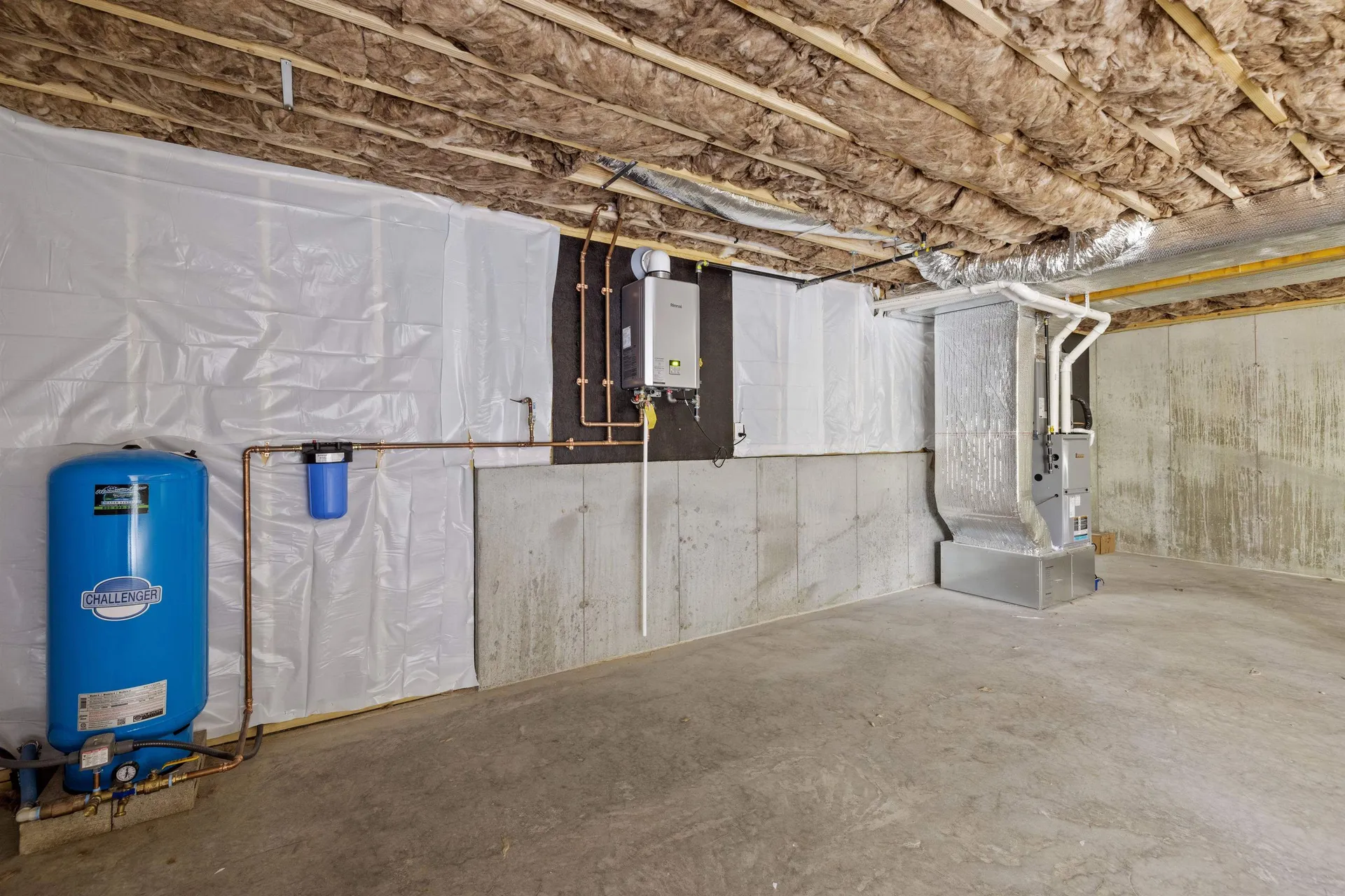 31 Calef Road Alton NH 03809