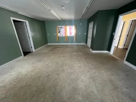 472 West Main Street Tilton NH 03276