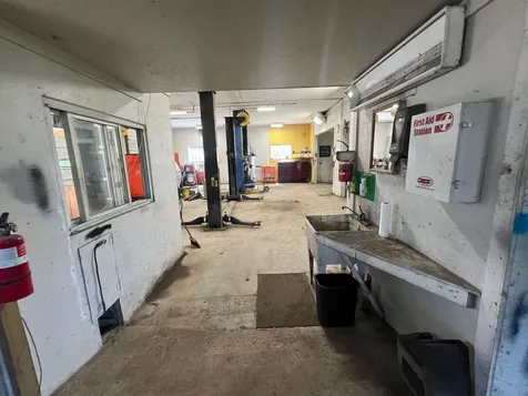 472 West Main Street Tilton NH 03276