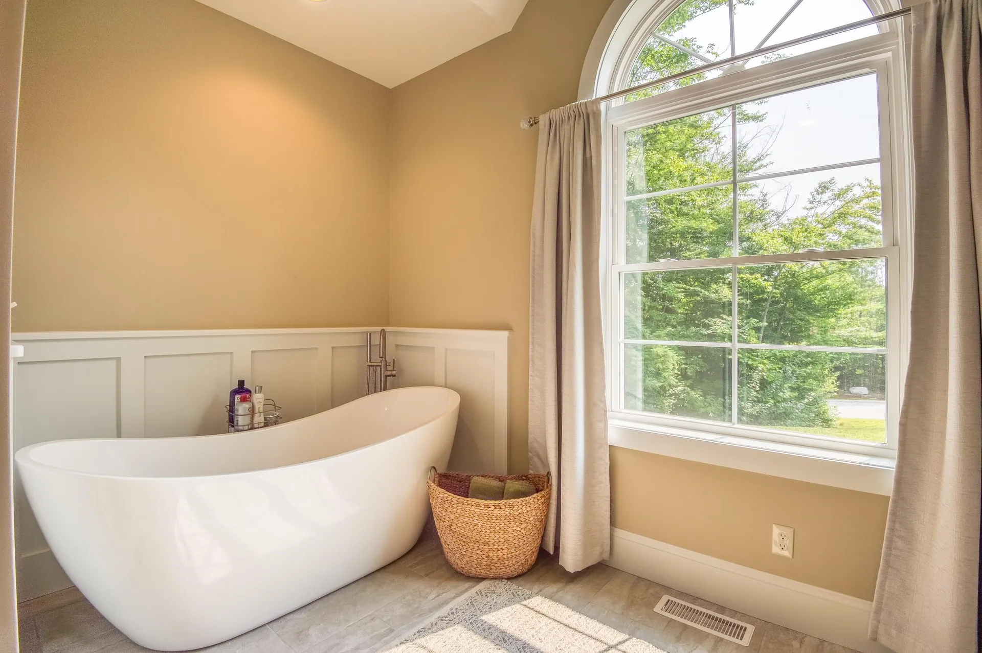 921 Grandview Road Conway NH 03818