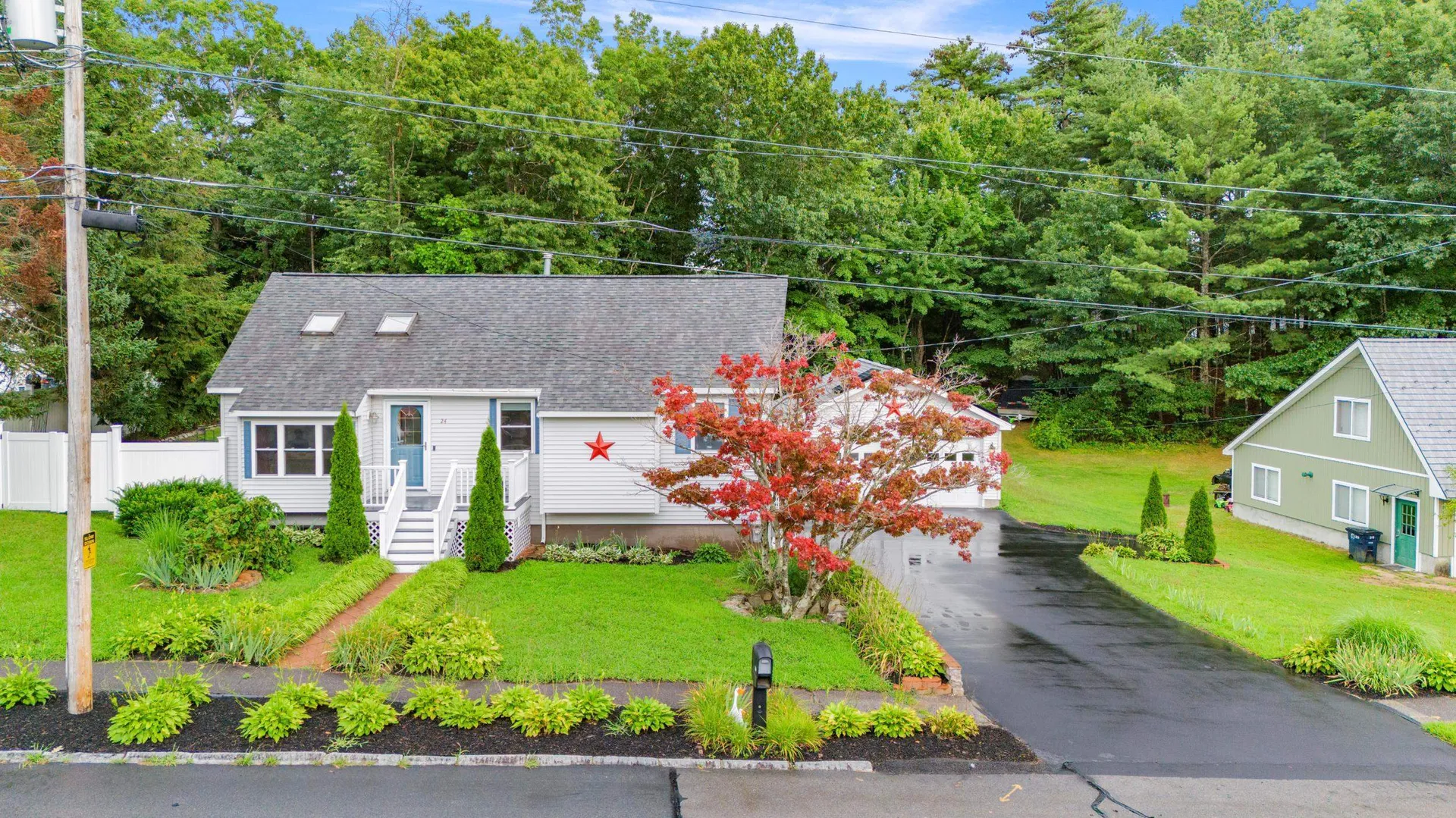 24 Gosselin Road Nashua NH 03062