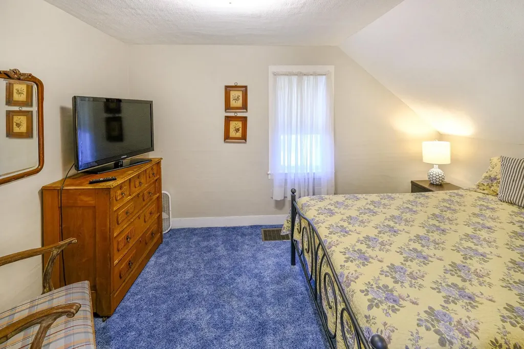 39 High Street Ludlow VT 05149