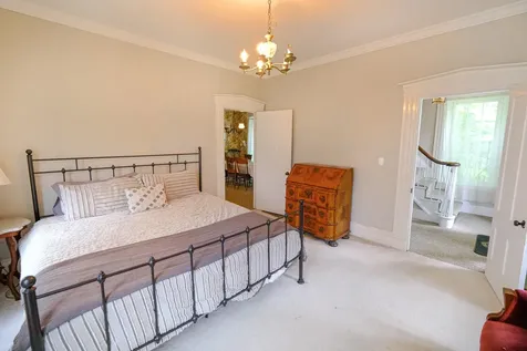 39 High Street Ludlow VT 05149