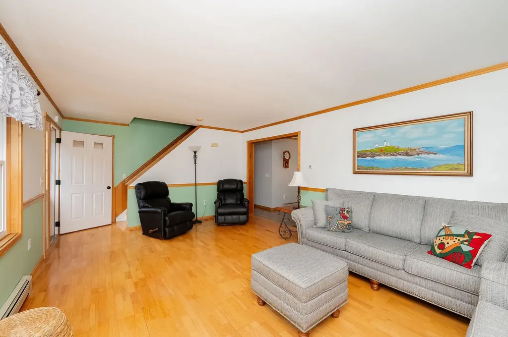 1 Warren Lane South Berwick ME 03908