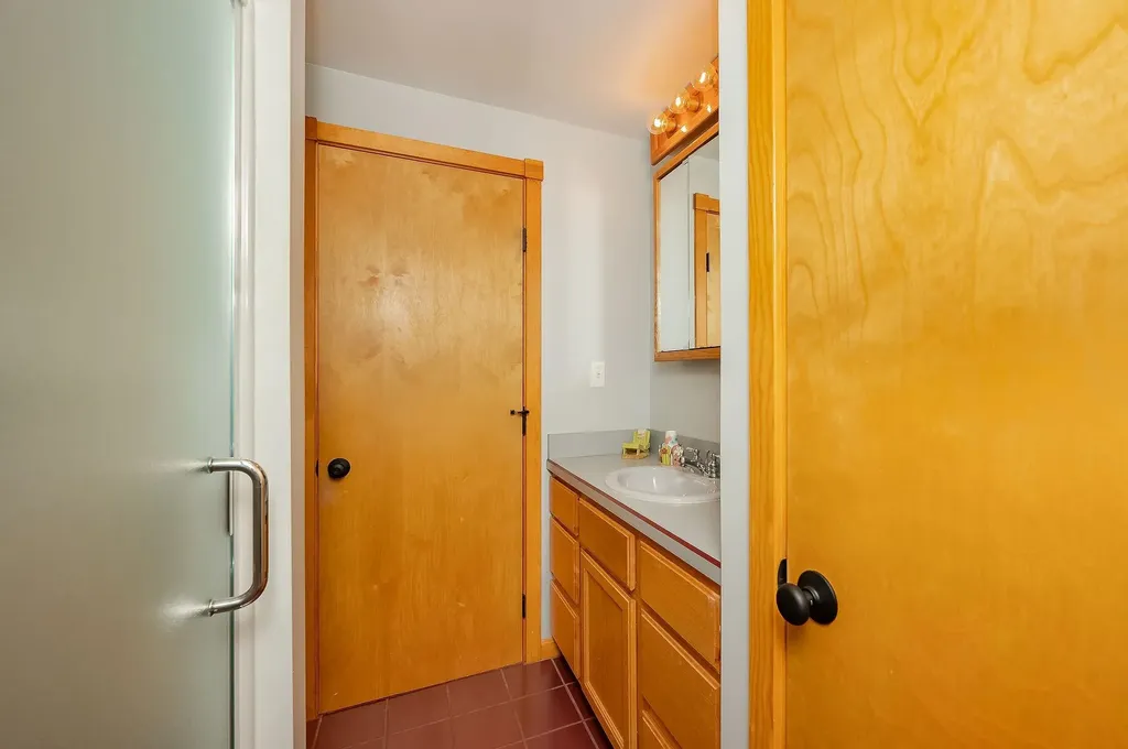 1 Warren Lane South Berwick ME 03908