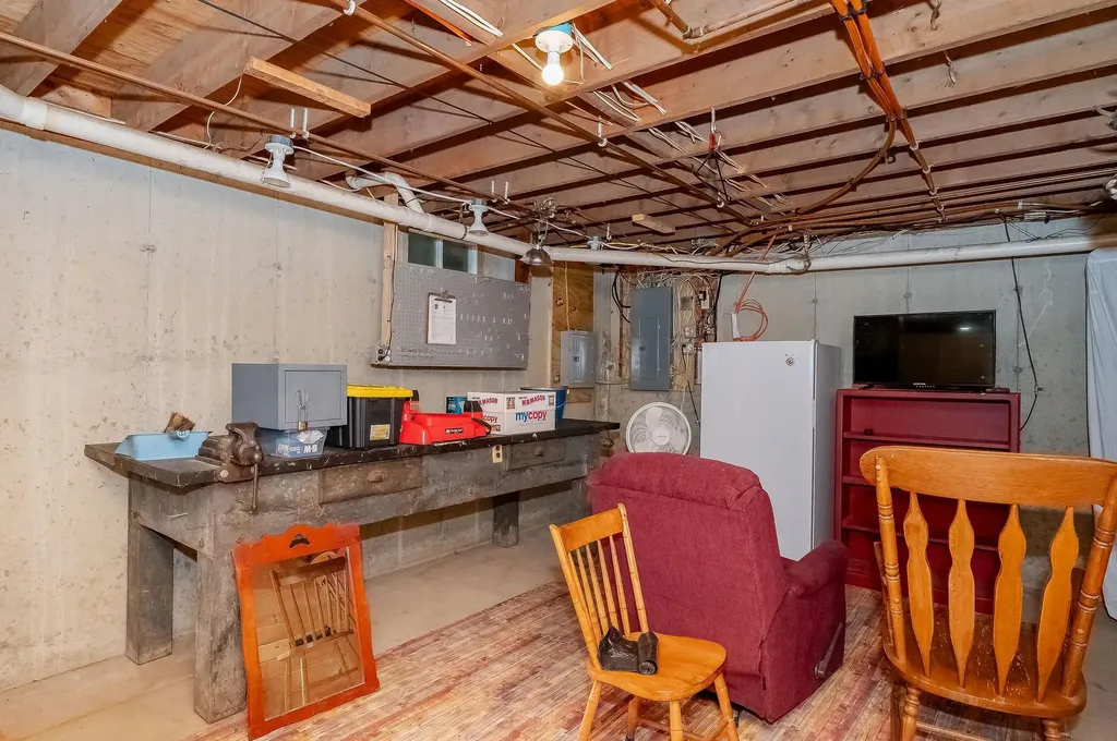 1 Warren Lane South Berwick ME 03908