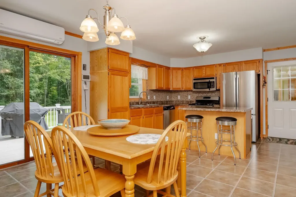 1 Warren Lane South Berwick ME 03908