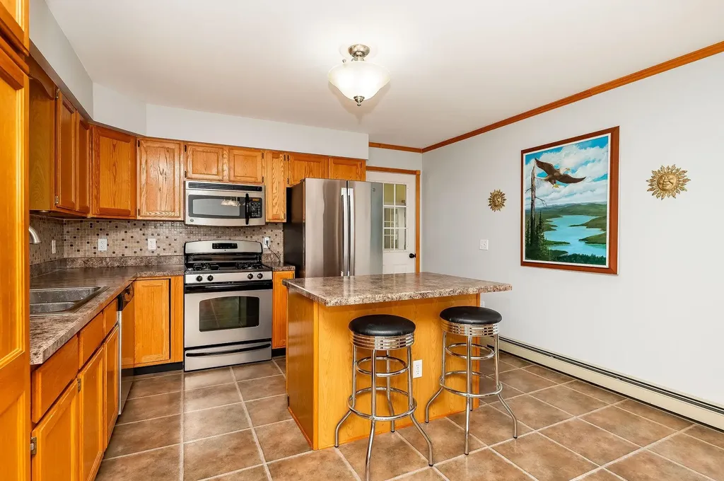 1 Warren Lane South Berwick ME 03908