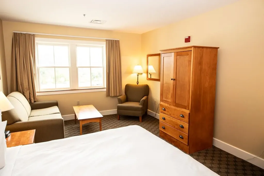 246/248 Qtr. I Jackson Gore Inn Ludlow VT 05149