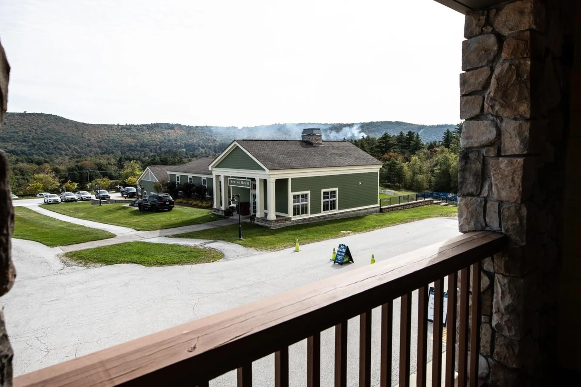 246/248 Qtr. I Jackson Gore Inn Ludlow VT 05149