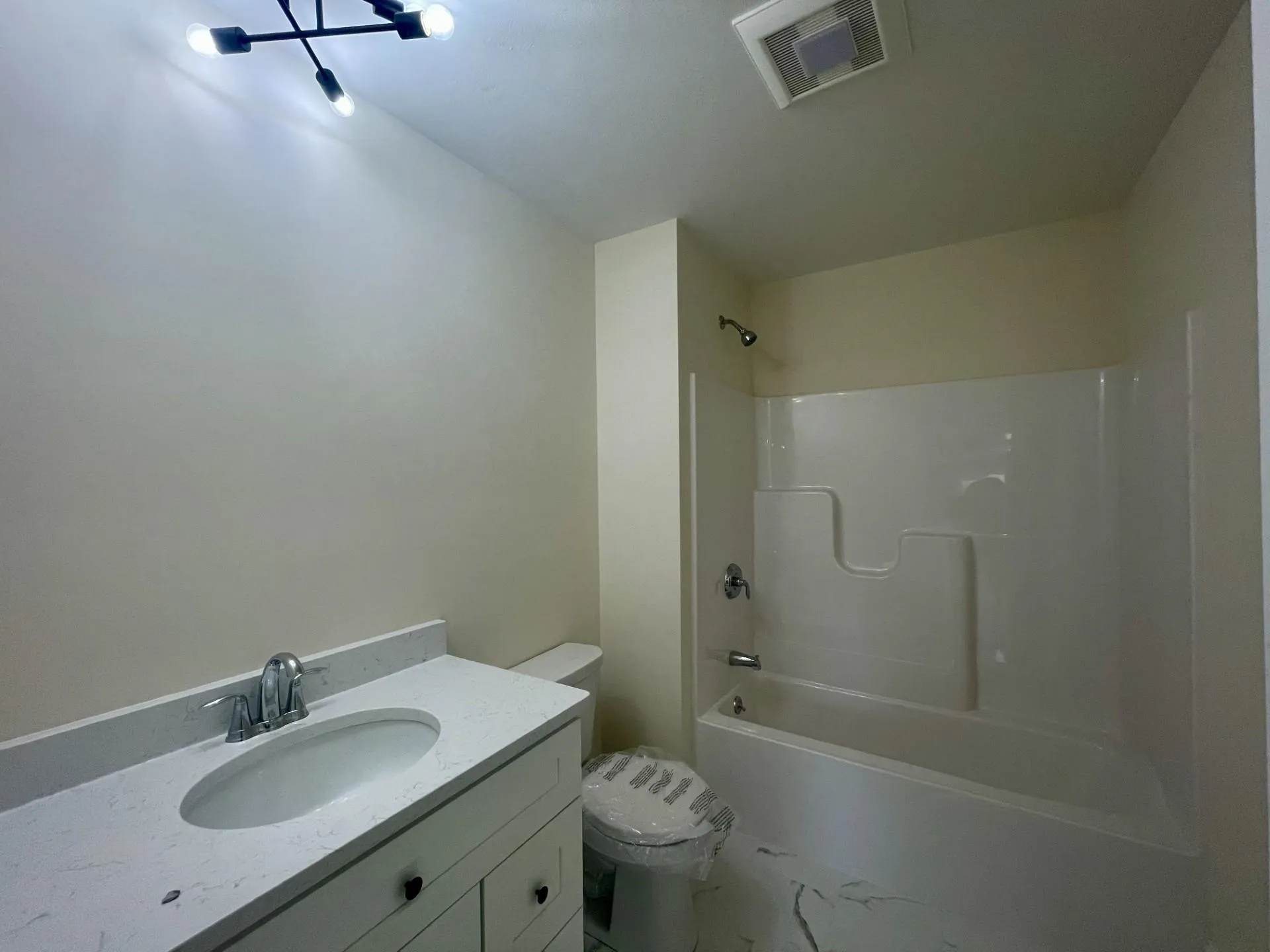 98 Washington Street Seabrook NH 03874