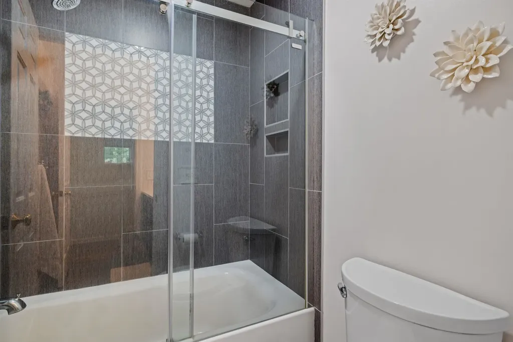 13 Bela View Drive Bow NH 03304