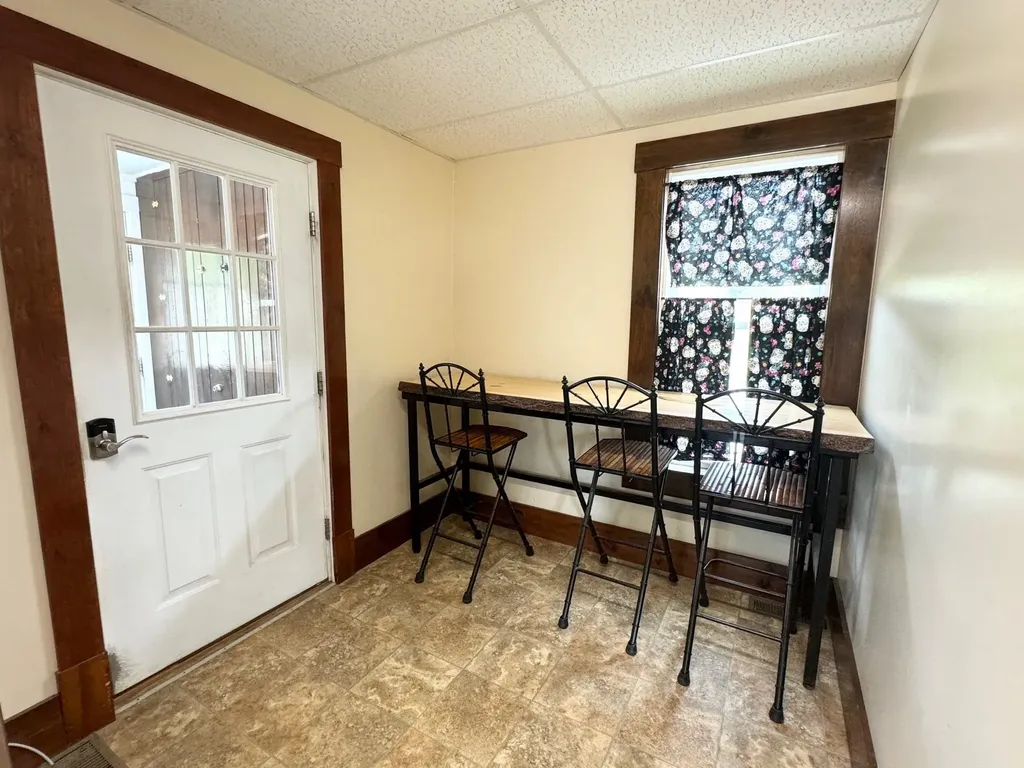 843 Pleasant Street Newport City VT 05855