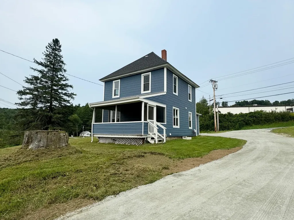843 Pleasant Street Newport City VT 05855