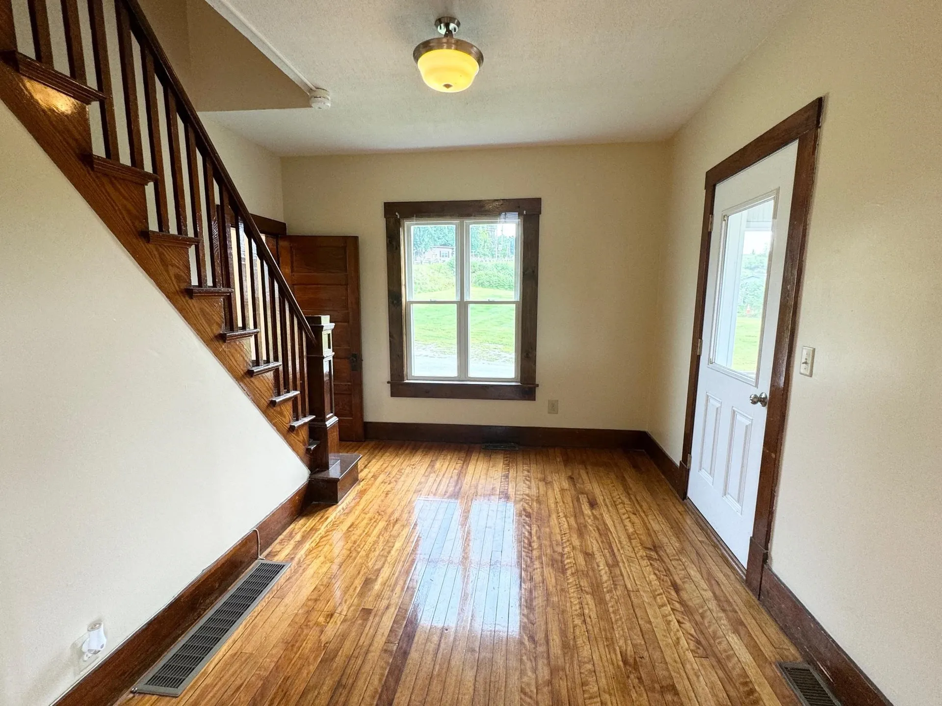 843 Pleasant Street Newport City VT 05855