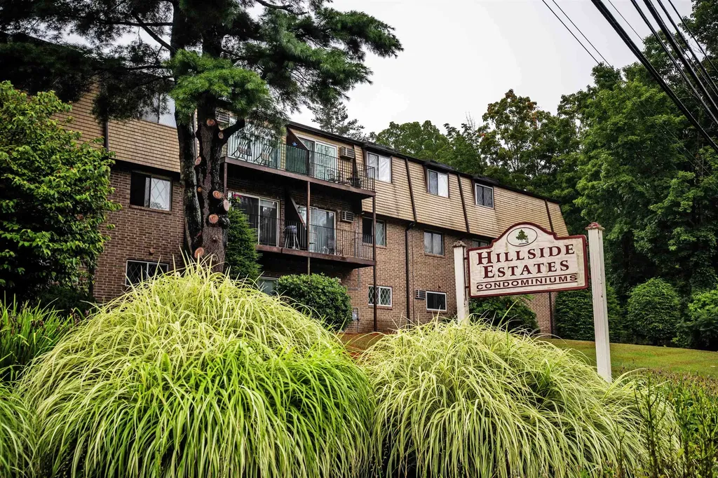1 Silvestri Circle Derry NH 03038