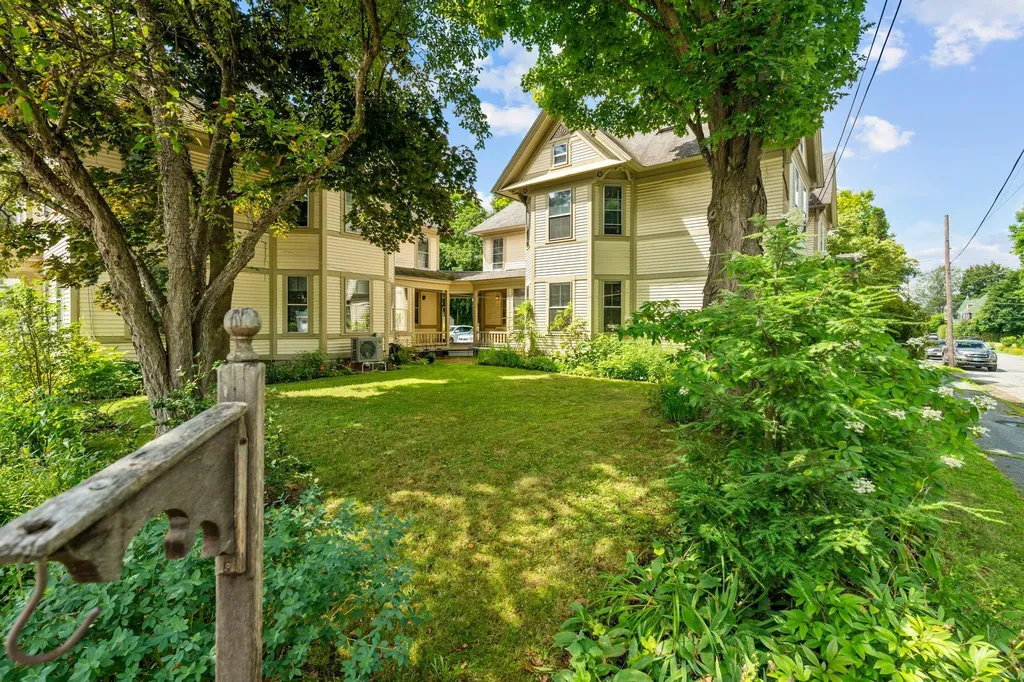 49 Green Street Lebanon NH 03766