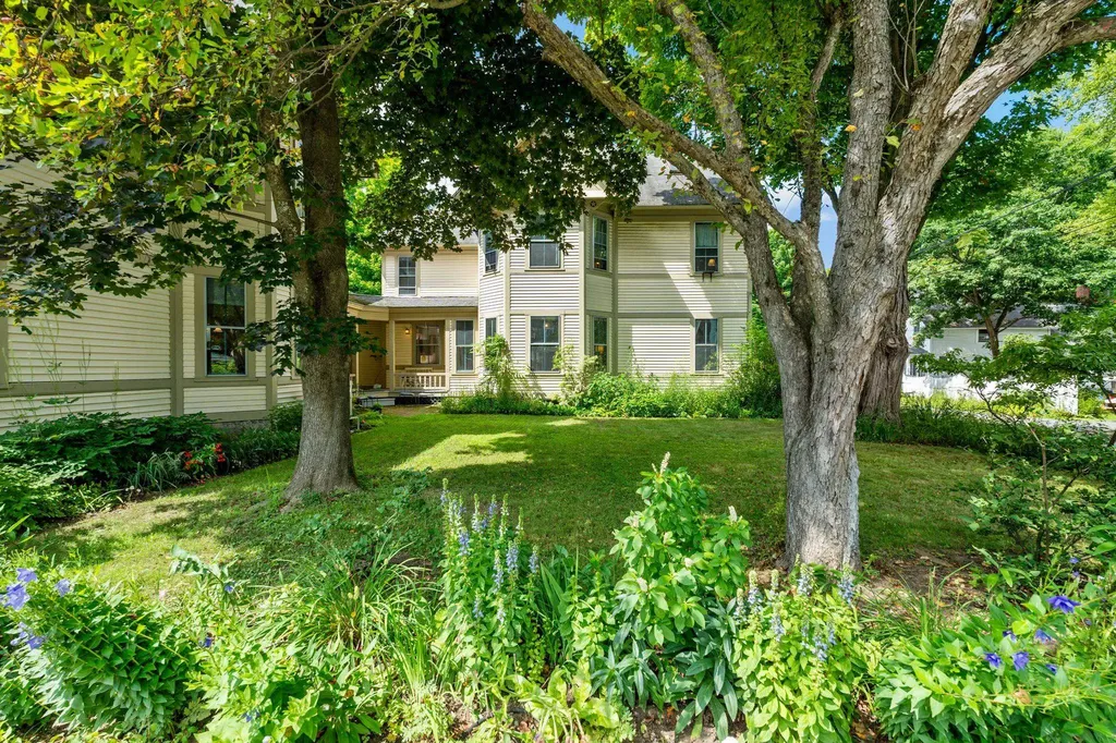 49 Green Street Lebanon NH 03766