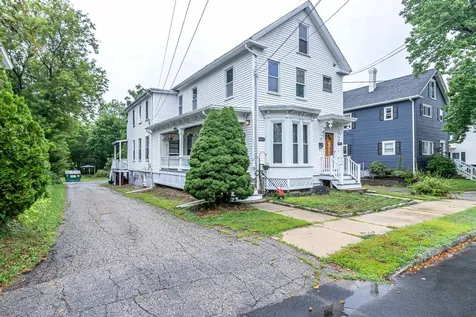 10 Maple Street Dover NH 03820