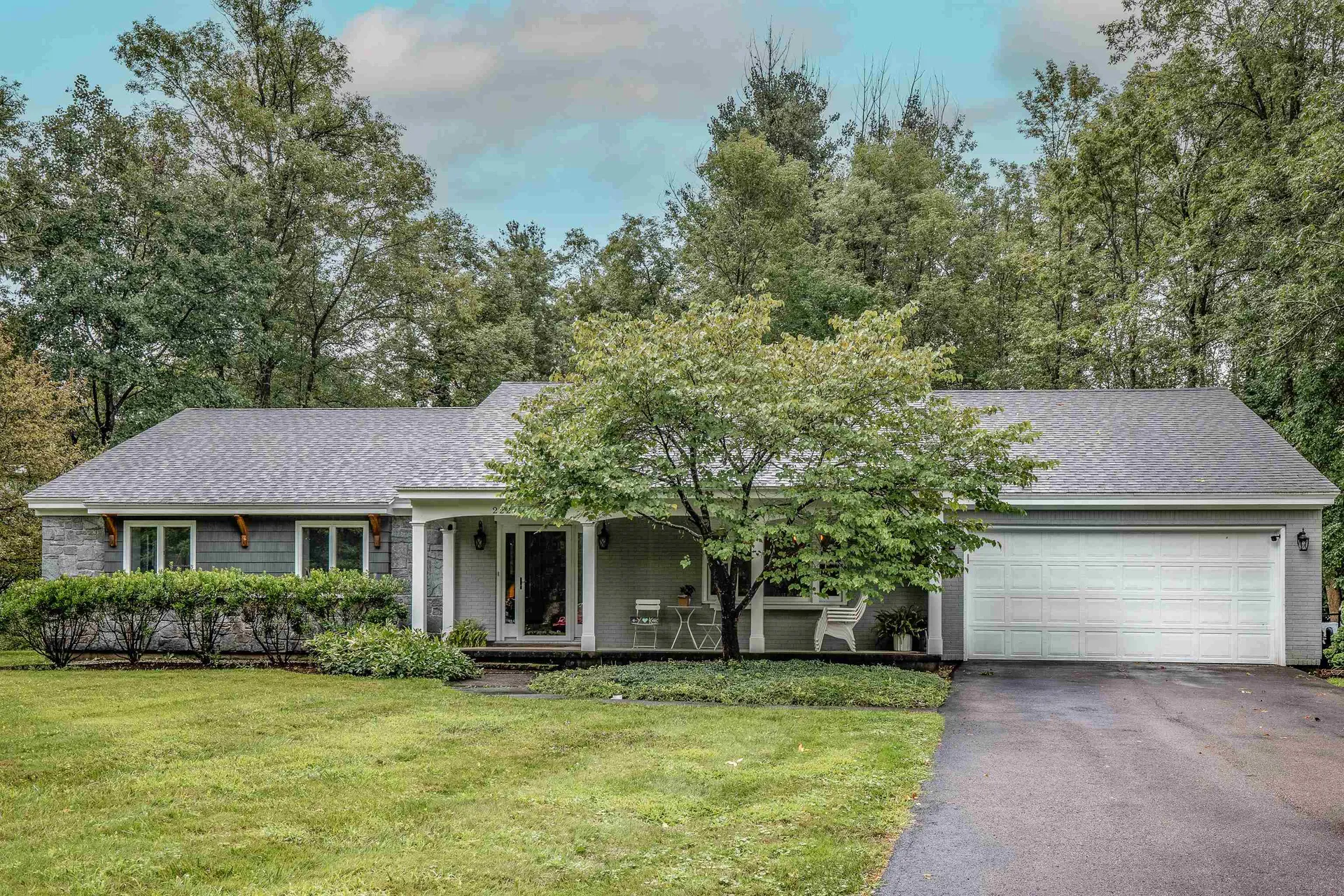 222 Olde Orchard Lane Shelburne VT 05482
