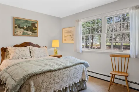 115 Spruce Hollow Stowe VT 05672