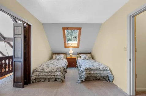 115 Spruce Hollow Stowe VT 05672