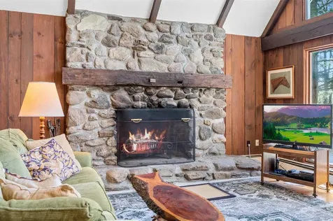 115 Spruce Hollow Stowe VT 05672