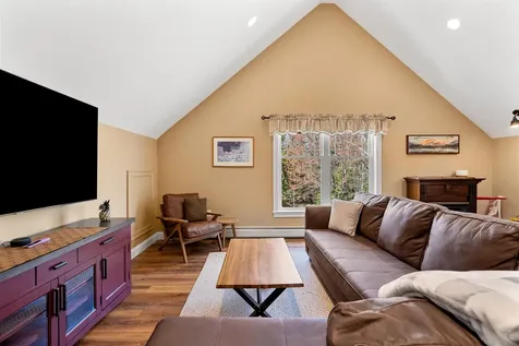 222 Tamarack Road Hopkinton NH 03229