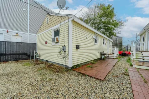 7 Perkins Avenue Hampton NH 03842