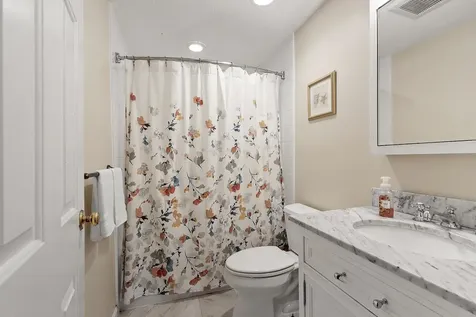 128 Newton Road Plaistow NH 03865
