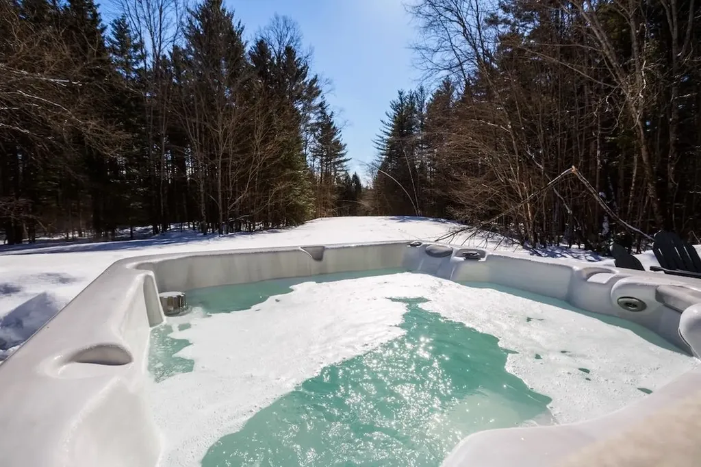 24 Vt Route 11 Landgrove VT 05148