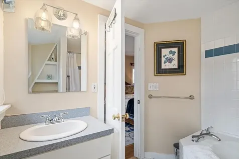 24 Vt Route 11 Landgrove VT 05148