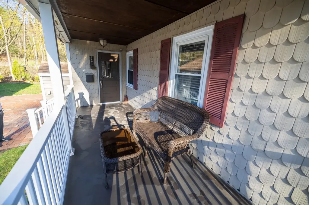 831 Belmont Street Manchester NH 03104