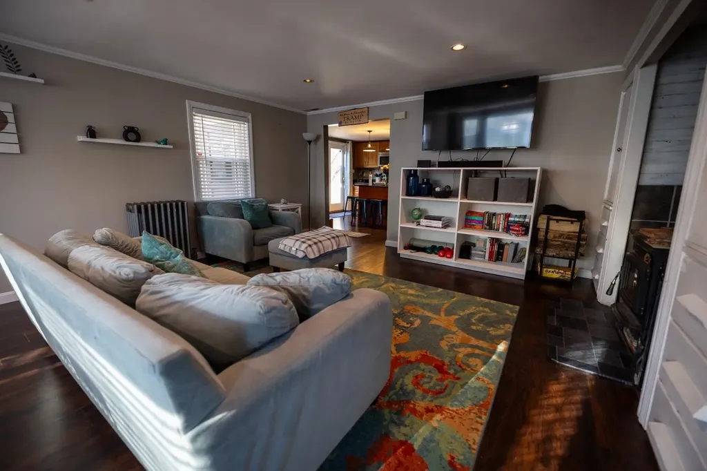 831 Belmont Street Manchester NH 03104