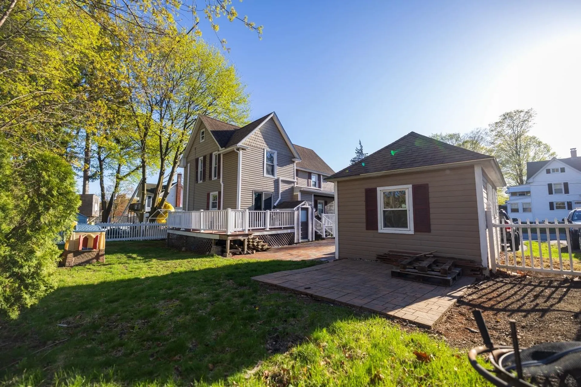 831 Belmont Street Manchester NH 03104