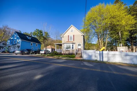 831 Belmont Street Manchester NH 03104