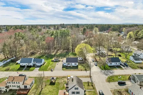 33 Davis Street Somersworth NH 03878
