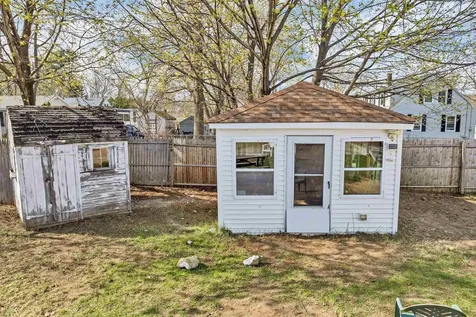 33 Davis Street Somersworth NH 03878