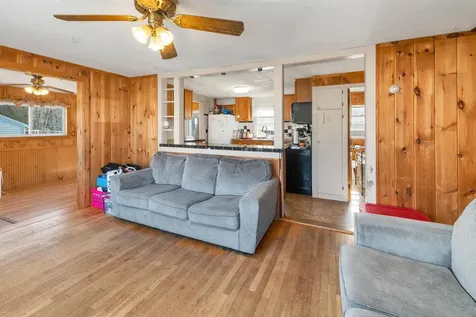 33 Davis Street Somersworth NH 03878