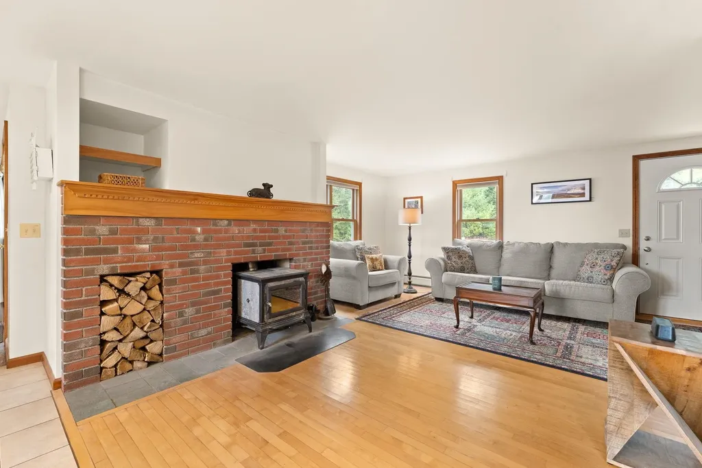 224 East Hill Road Middlesex VT 05602