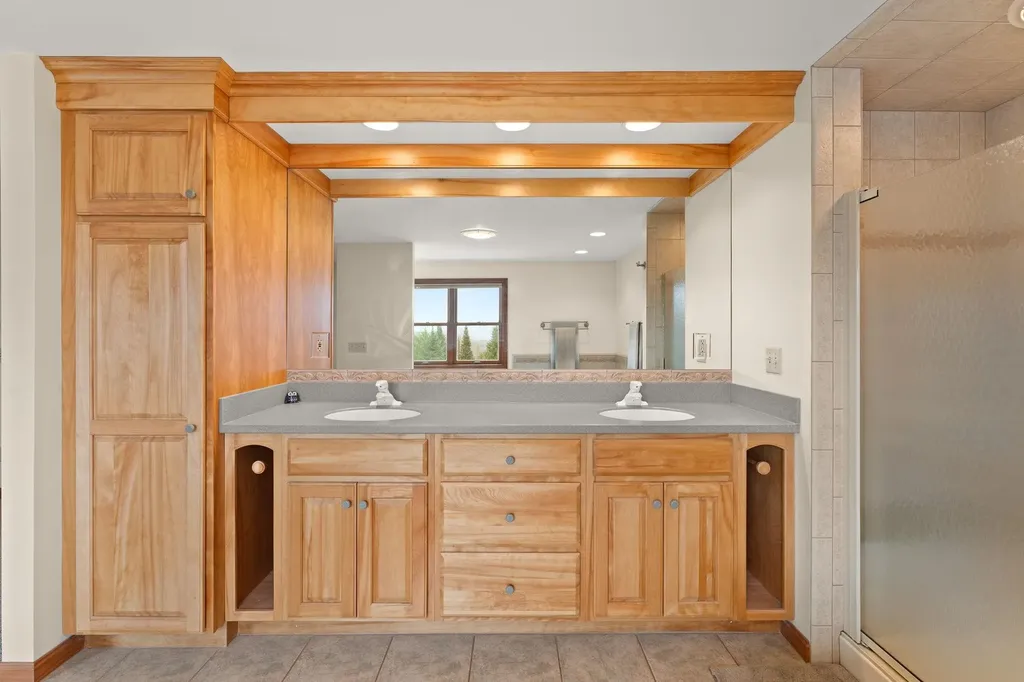 224 East Hill Road Middlesex VT 05602