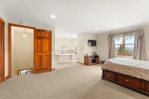 224 East Hill Road Middlesex VT 05602