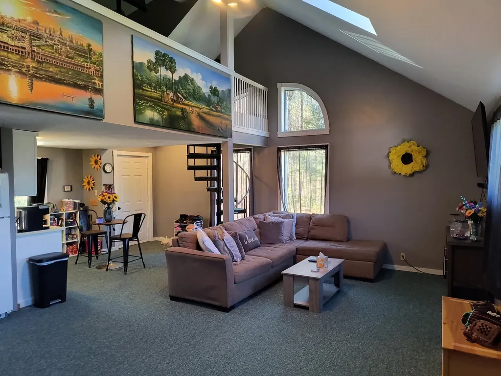 485 Royalston Road Fitzwilliam NH 03447