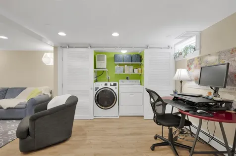12 Thelma Drive Exeter NH 03833